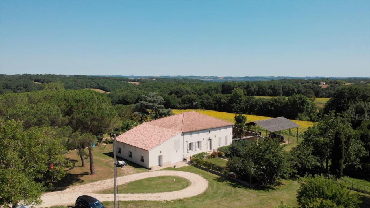 Gîte de campagne L'Estressol Cuq  Extérieur photo